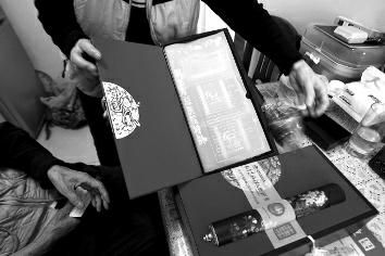 退休教师被忽悠买保健品听3天课被骗8000元（图）