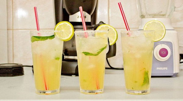 003wyTsbty6EIPlweY8b8&690