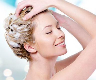 错误的洗头方法 你占了几种