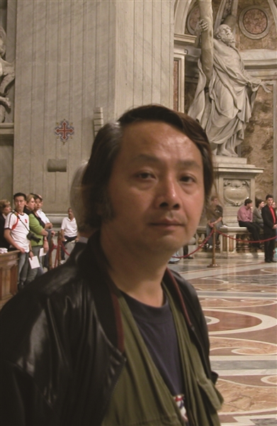 作者：陈世宁 中国美术家协会油画艺委会委员。江苏省油画学会主席。