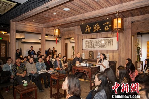 画家谈“匠人精神”：不断揣摩深入才能得到最好的