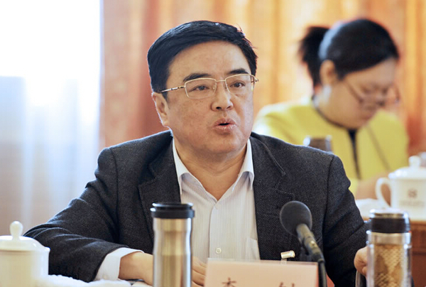 全国政协委员李铀