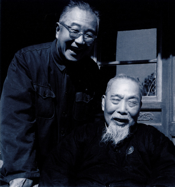 陈垣（右）和启功（左）