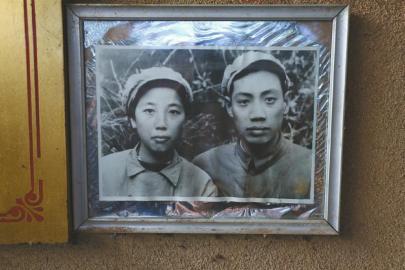 胡崇绅与爱人李宗妤。