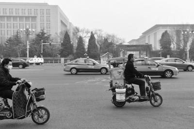 北京街头电动二轮车多超速行驶：8秒通过百米路段