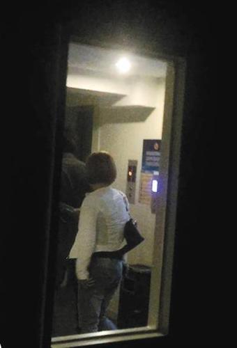 媒体暗访快捷酒店小卡片江湖：鸡头间曾抢底盘