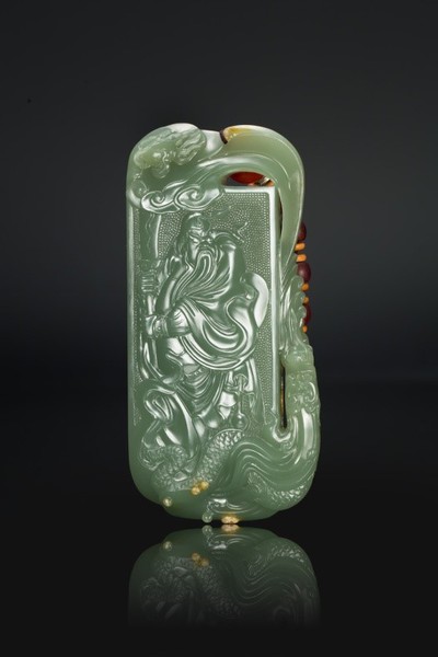 这件作品的绿色静而不滞，观之素净典雅。