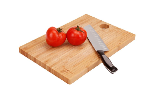 “老菜板”危害大 案板保养有方法