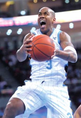 资料图：马布里在CBA的表现让人信服。