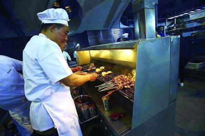 同济大学开设夜排档PK黑暗料理