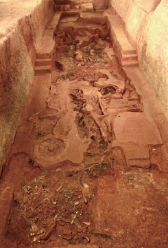 南昌西汉?；韬钅拐娉德砼阍峥? longdesc=