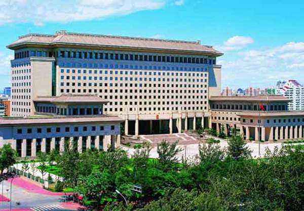 军委纪委向全军派驻10个纪检组2