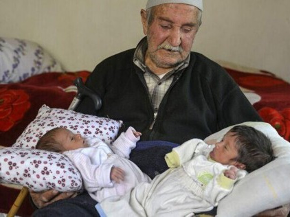 高龄准爸爸想生娃 需要注意这N个小心