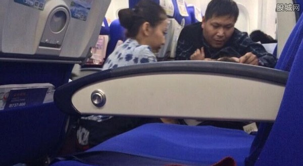 90后飞机厕所生子