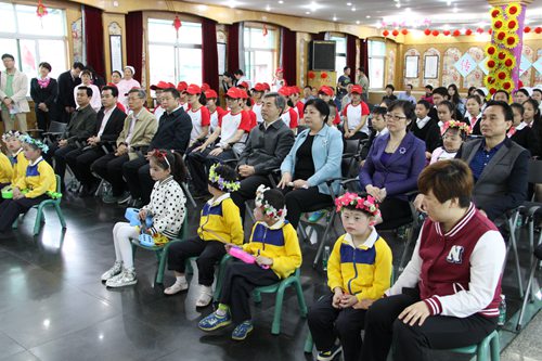 图为省委常委、宣传部长梁伟年出席湖北省第二十六次全国助残日系列活动启动仪式