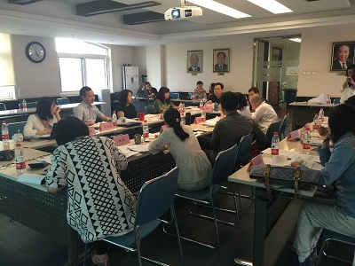 评议团进行项目评议