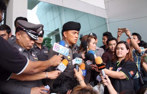 曼谷一大学发生枪击案 讲师枪杀2名同事后逃逸