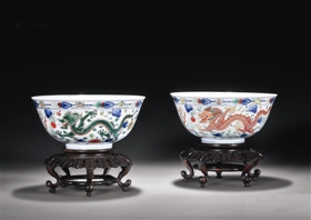 清道光五彩龙凤纹碗 （一对），成交价34.5万元