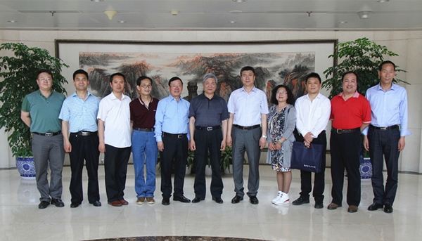 20160520龙主席与甘肃省盟员合影001