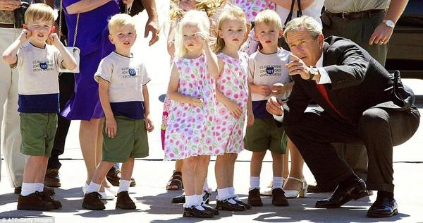 世界首例七胞胎均高中毕业 曾被认为无法存活5