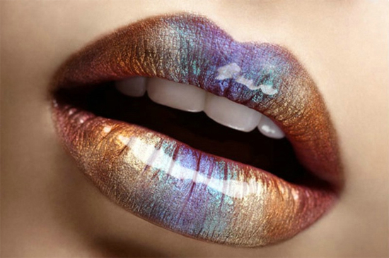 唇纹催人老 嘴唇总起皮该怎么办？