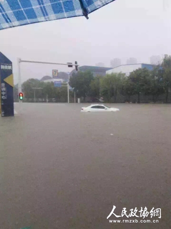 暴雨怒袭武汉3