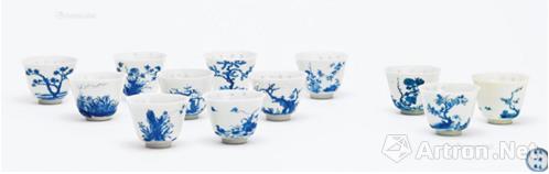 清康熙 青花十二花神杯 （一套） 估价：RMB10，000，000-12，000，000 北京匡时