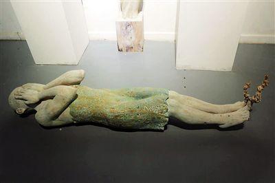 作品《木语》原貌。