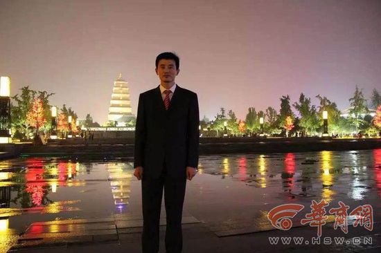 大学教师校车上猝死 疑因科研压力大教学任务重