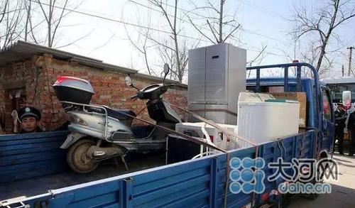 驻马店警方抓获166名冒充军人诈骗犯 追赃150万