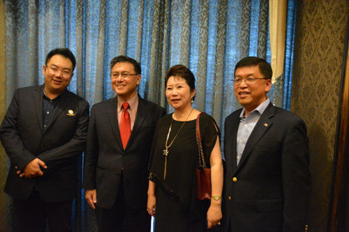 美华裔江俊辉竞选加州州长华人金融界募款支持