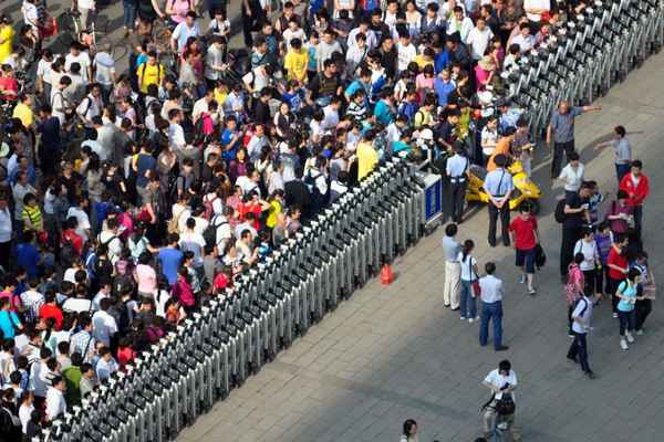 “史上最严”高考将临 北京首用特警押运高考试卷5