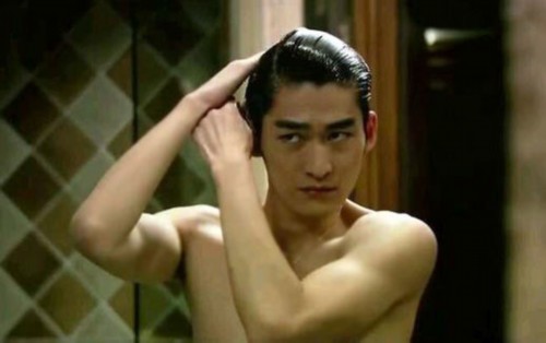 一天不洗 头发就油腻腻的怎么办？