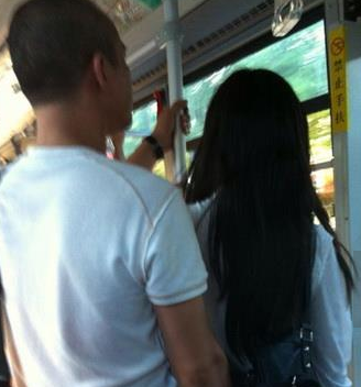 女子公交上遭猥亵 男子“认罪”求200元私了