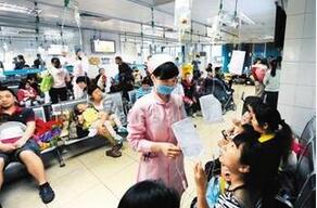 在华生活的外国人：在中国看病没那么糟