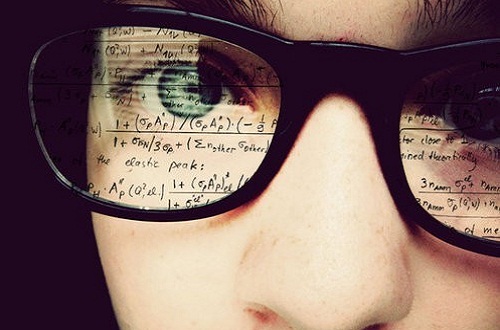 戴眼镜会让眼睛近视度数加深？