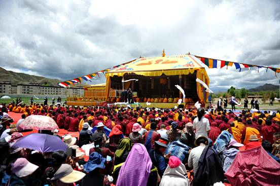 感受历代班禅大师的爱国情怀——探访西藏日喀则扎什伦布寺