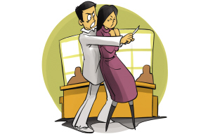 江西一男子持刀挟持妇女银行取款 两人系母子