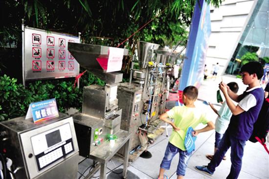 广州侦破食药造假案:面粉玉米粉制成壮阳药