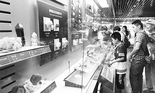 走访过这个历百年风雨、能让石头开口讲故事的博物馆，让人不禁期待它更精彩的下一个百年