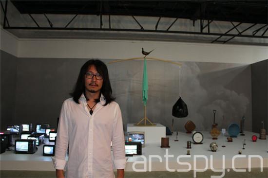 韩国艺术家Lee Wan（李莞，音）