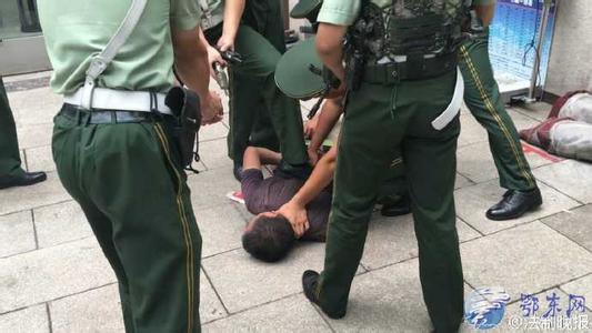 北京站男子被捅2