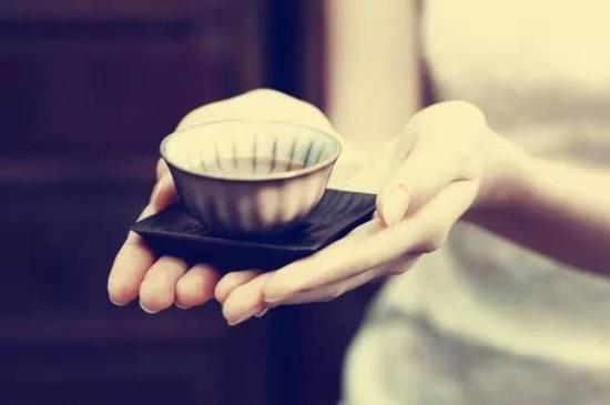 瓷器，会是让你爱上美学的“磁”器