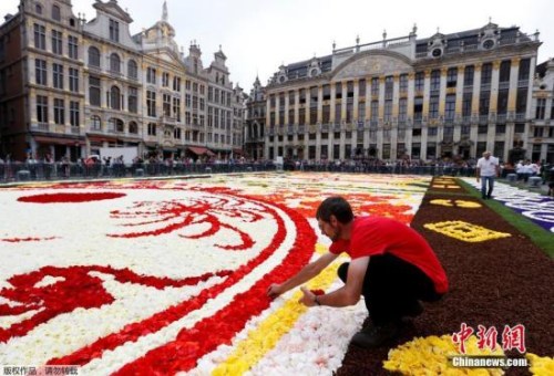 点击进入下一页