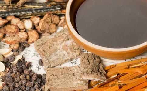 秋燥吃什么水果 秋燥怎么治疗 秋燥吃什么好