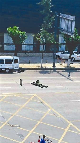 宝马X5车主遭恐吓 车上被不明人士安装“炸弹”