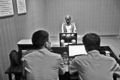 “高富帅”男友借钱买婚戒？女子被骗37500元