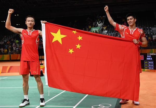 羽毛球男子双打决赛：中国队夺冠3