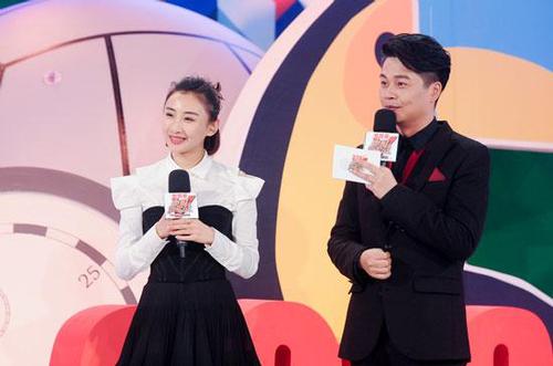 奥运蹦床公主何雯娜原来恐高 泪与笑背后是坚守