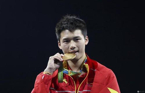 综述-中国收获4金 女排逆转取胜12年后再夺冠